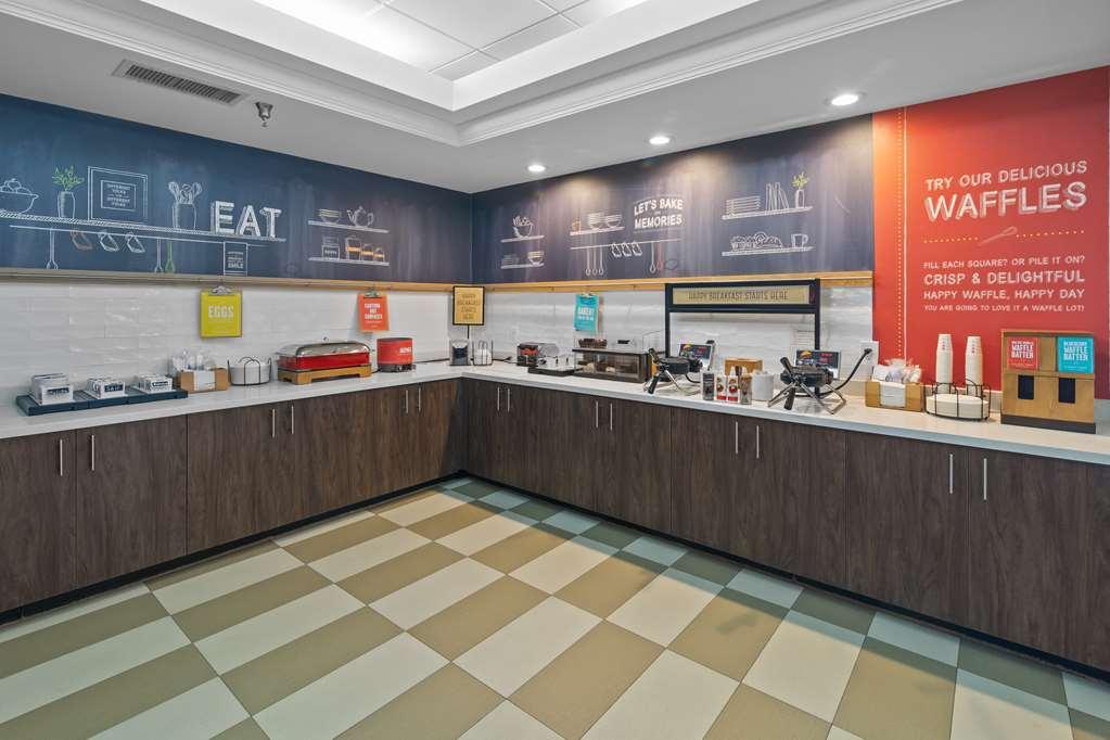 Hampton Inn Atlanta-Woodstock Restaurant photo